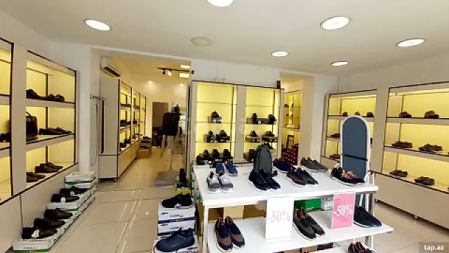 Satılır obyekt — Bakı