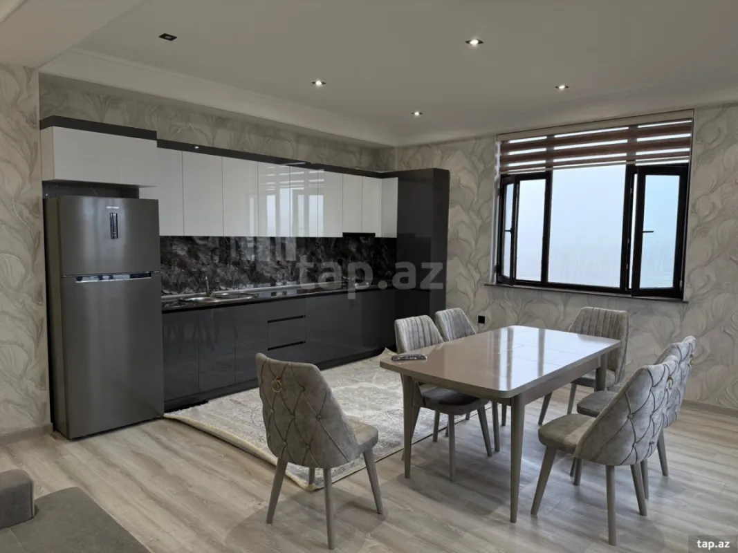 Kirayə verilir 3 otaqlı yeni tikili 95 m²
