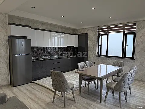 Kirayə verilir 3 otaqlı yeni tikili 95 m²