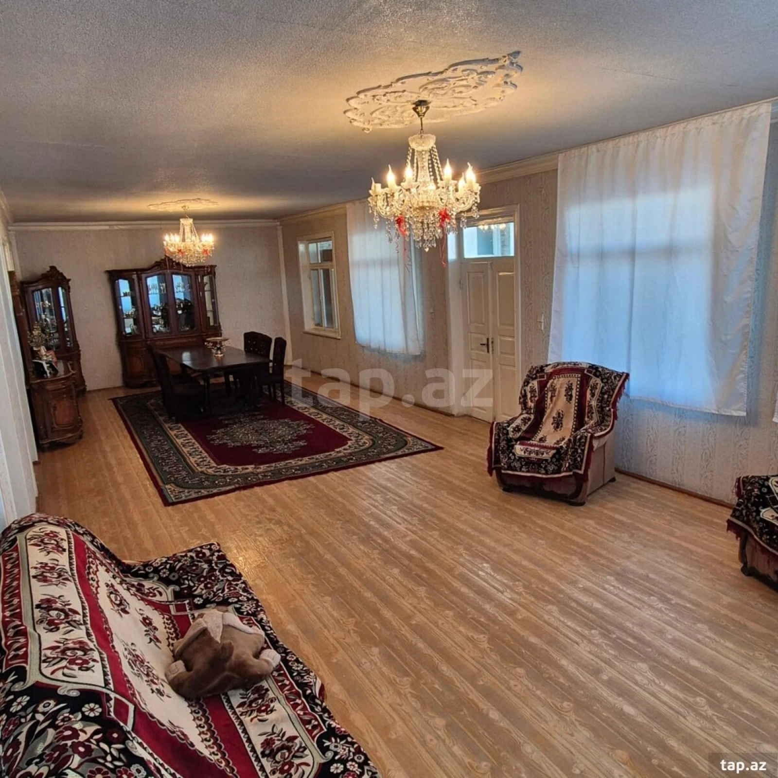 Satılır 4 otaqlı həyət evi