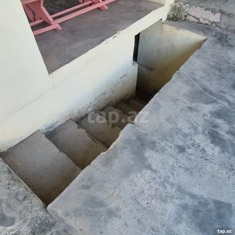 Satılır 4 otaqlı həyət evi