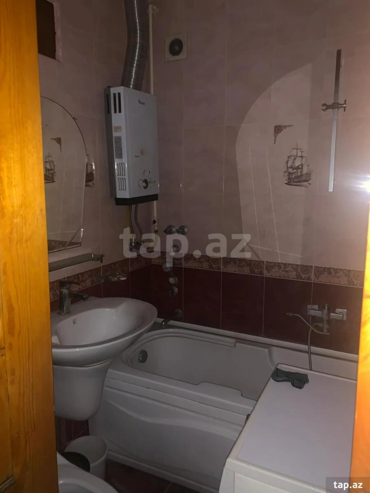 Kirayə verilir 3 otaqlı mənzil 115 m²