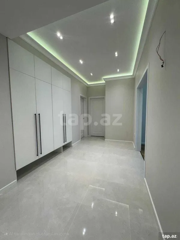 Kirayə verilir 3 otaqlı yeni tikili 140 m²