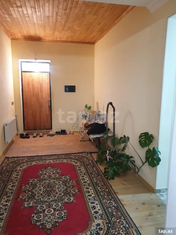 Satılır 3 otaqlı həyət evi