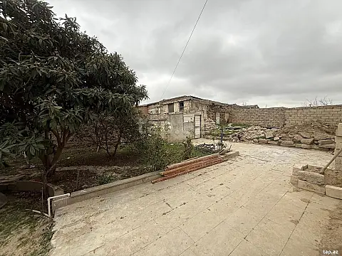 Satılır 3 otaqlı həyət evi