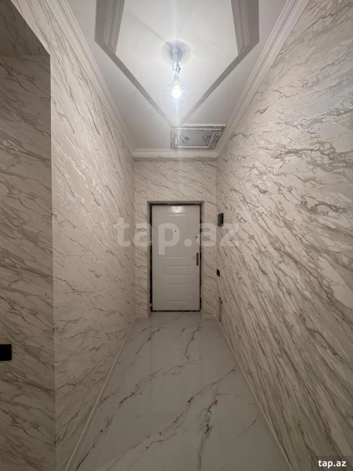 Satılır 3 otaqlı yeni tikili 57 m²