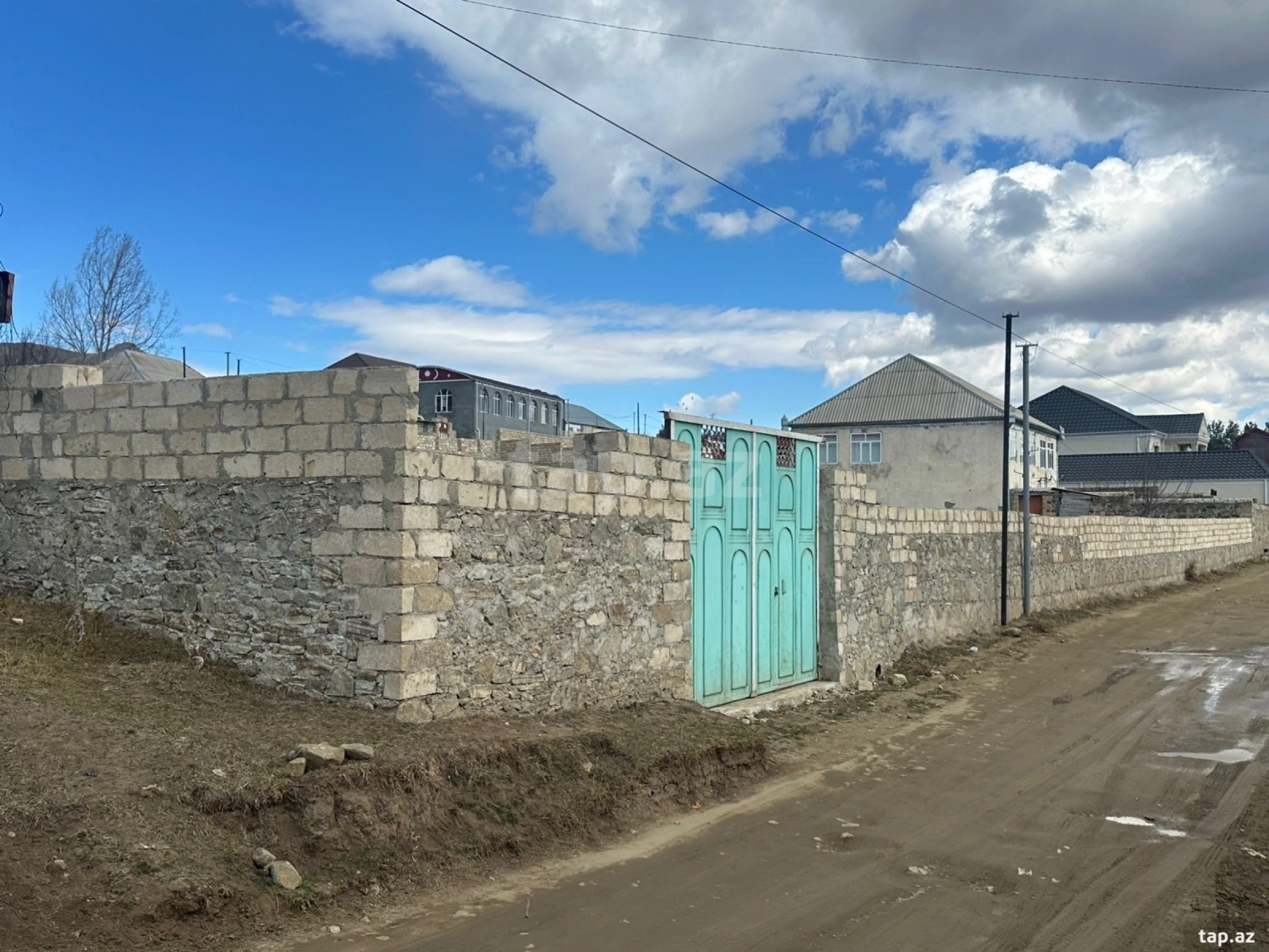 Satılır torpaq sahəsi
