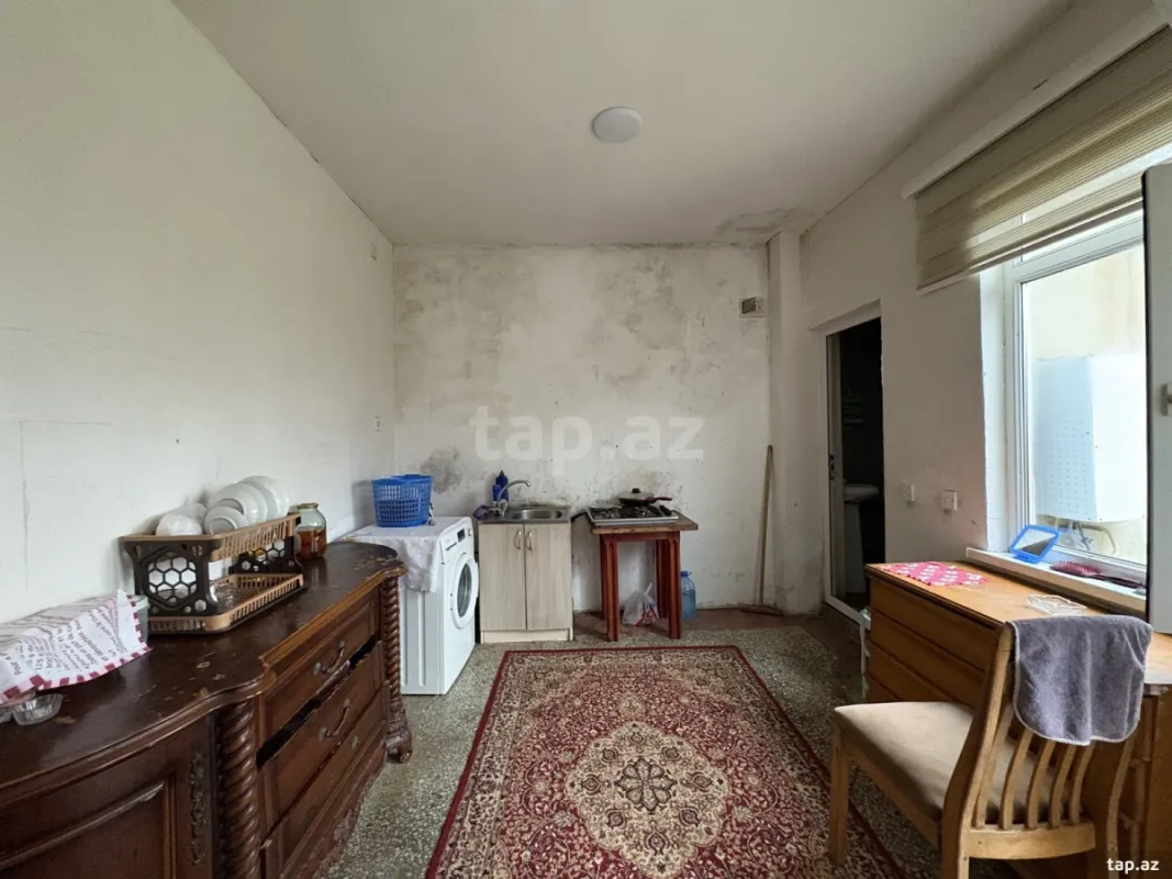 Satılır 4 otaqlı həyət evi