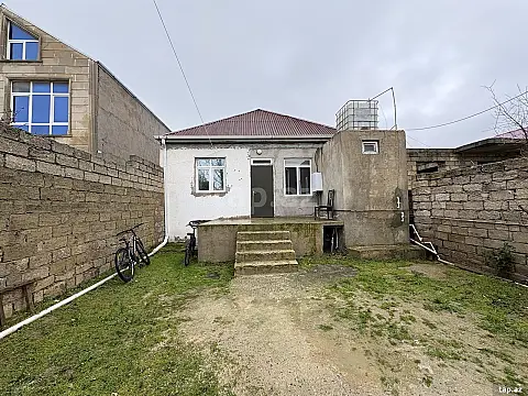 Satılır 4 otaqlı həyət evi — Bakı 4 otaq