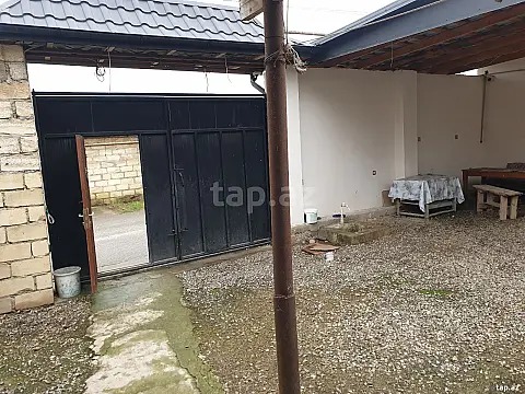 Satılır 4 otaqlı həyət evi