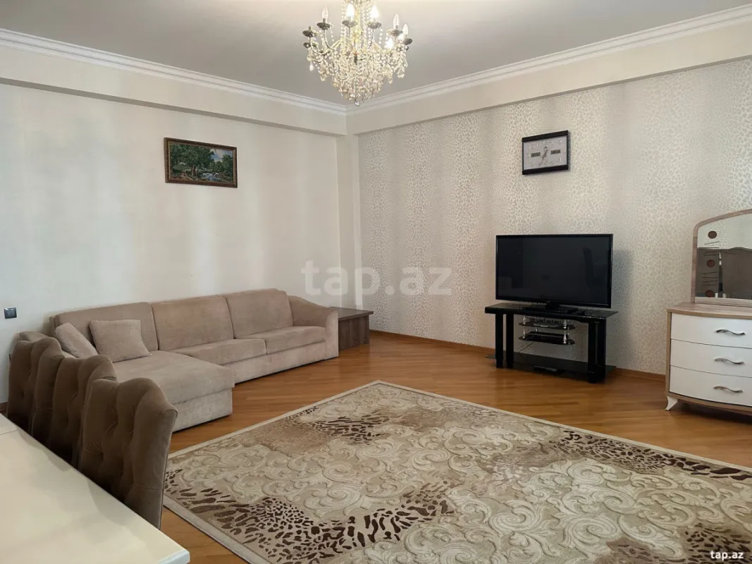 Kirayə verilir 2 otaqlı yeni tikili 103 m²