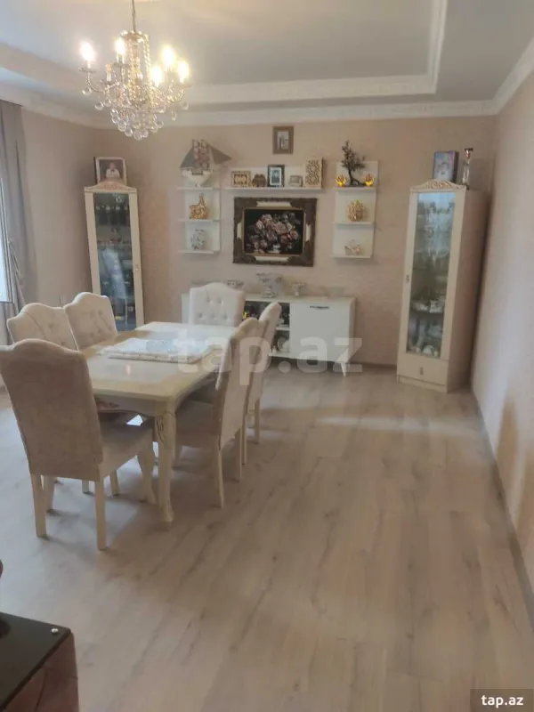 Satılır 4 otaqlı həyət evi