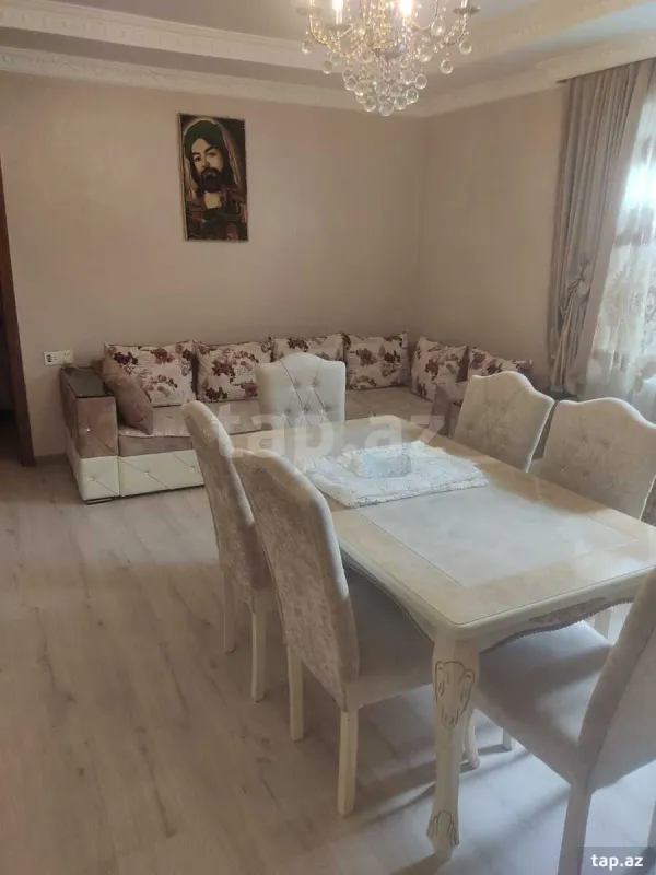 Satılır 4 otaqlı həyət evi