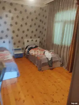 Satılır 4 otaqlı həyət evi