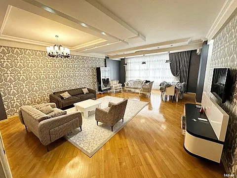 Kirayə verilir 4 otaqlı yeni tikili 200 m² — Bakı 4 otaq 200.00 m²