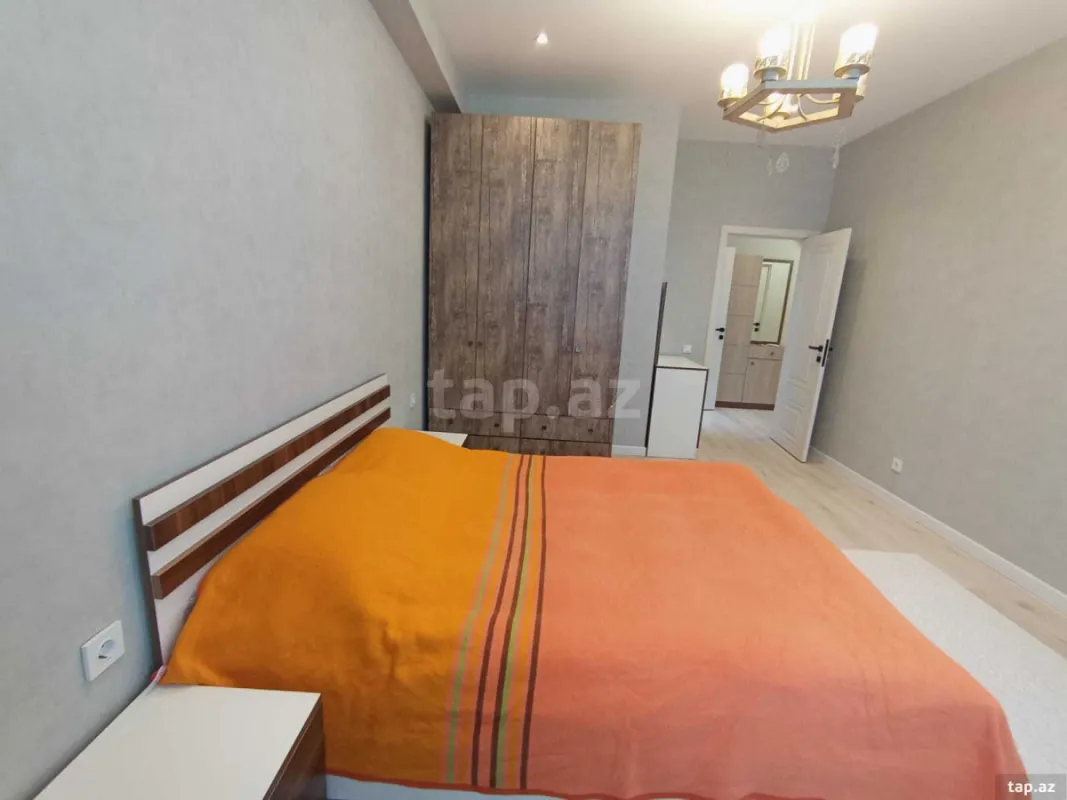 Kirayə verilir 3 otaqlı yeni tikili 80 m²