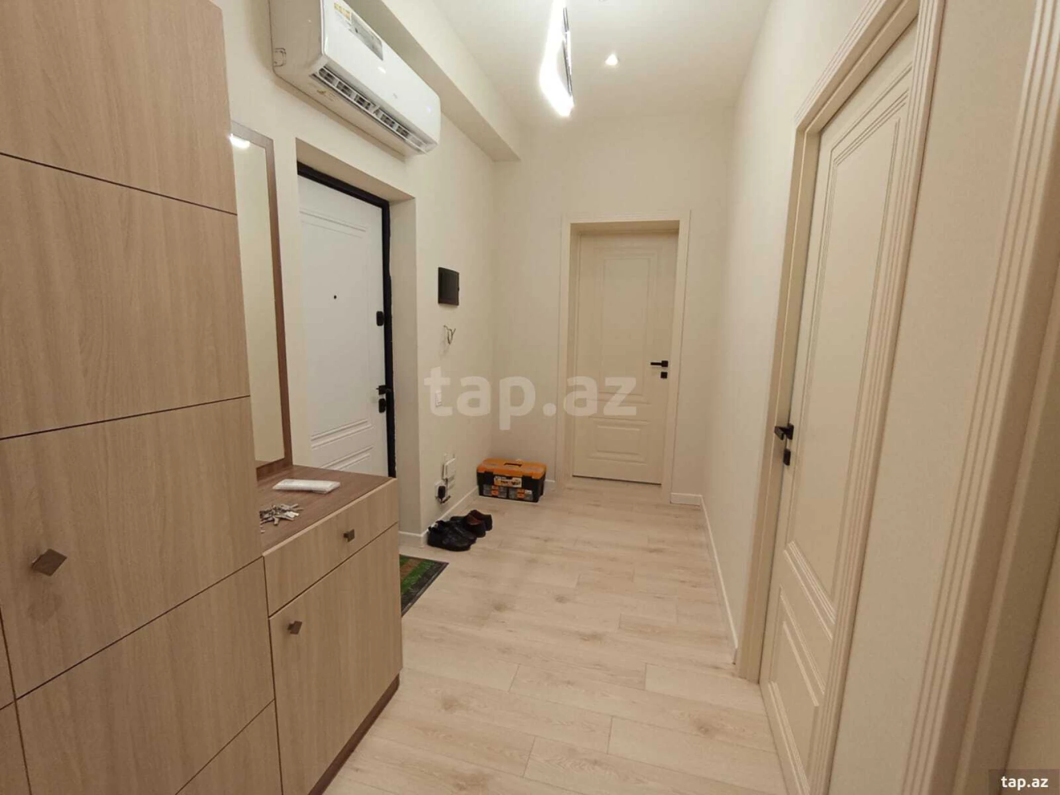 Kirayə verilir 3 otaqlı yeni tikili 80 m²