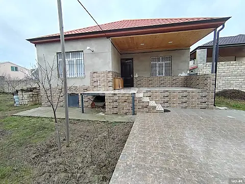 Satılır 3 otaqlı həyət evi