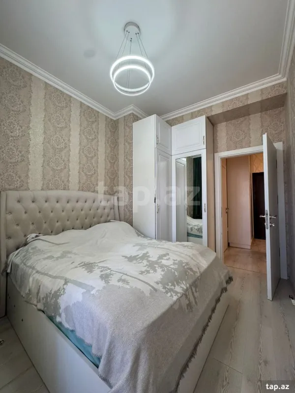 Satılır 2 otaqlı yeni tikili 60 m²