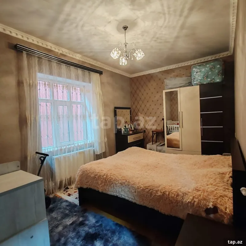 Satılır 3 otaqlı həyət evi