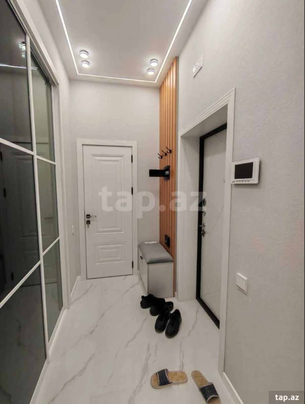 Satılır 2 otaqlı yeni tikili 70 m²