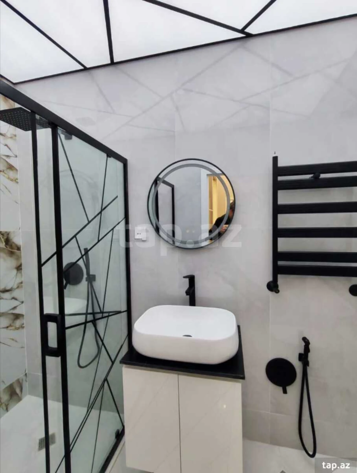 Satılır 2 otaqlı yeni tikili 70 m²