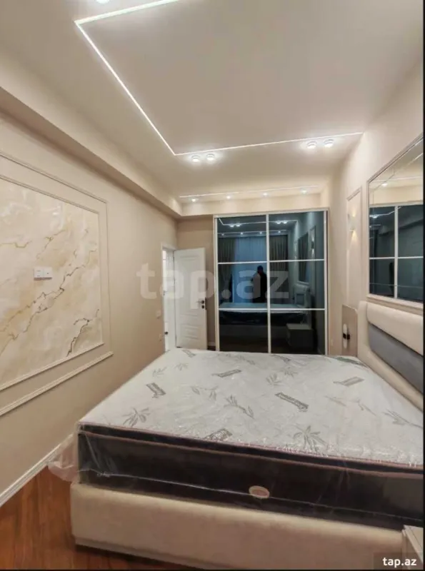 Satılır 2 otaqlı yeni tikili 70 m²