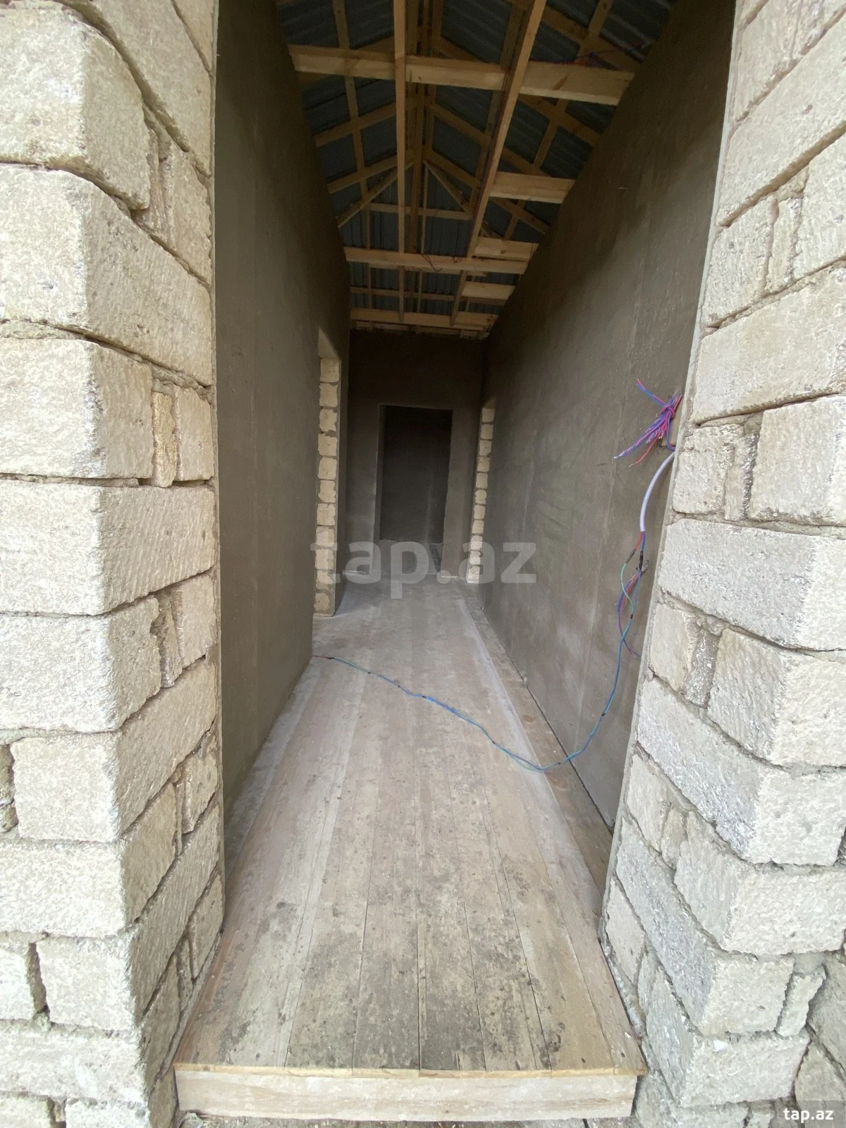 Satılır 3 otaqlı həyət evi