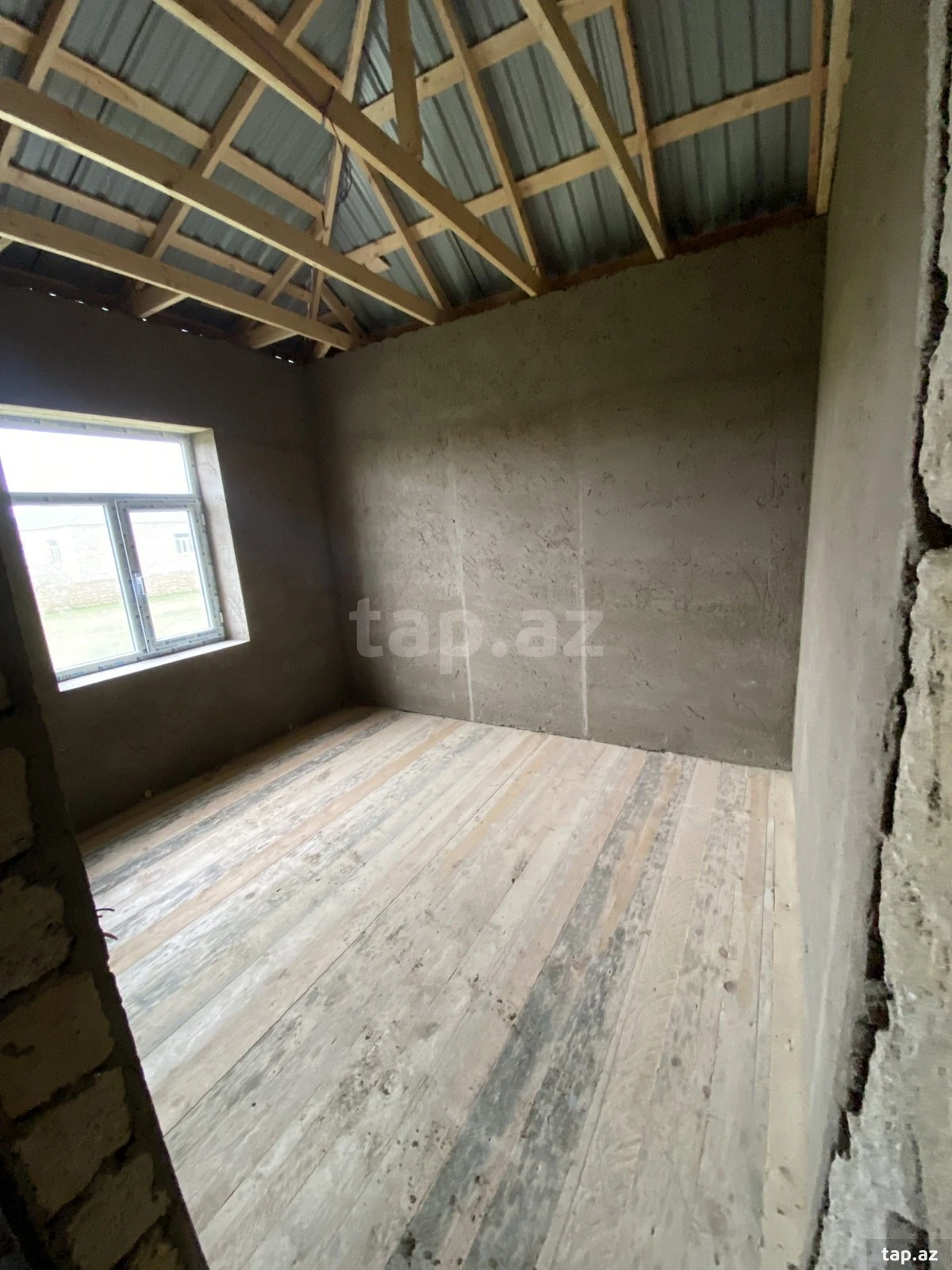 Satılır 3 otaqlı həyət evi