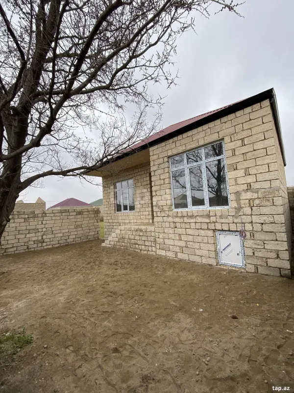 Satılır 3 otaqlı həyət evi