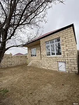 Satılır 3 otaqlı həyət evi