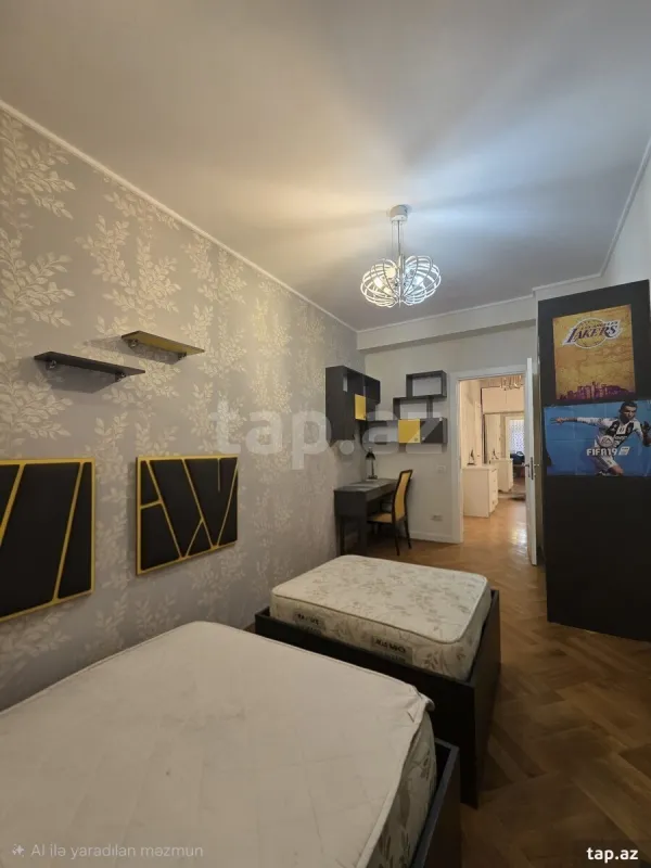 Satılır 3 otaqlı yeni tikili 131 m²