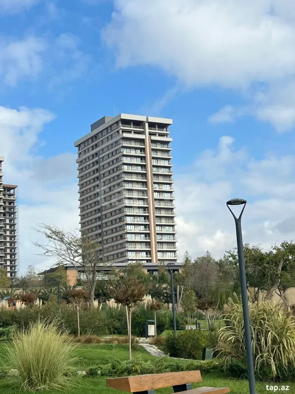 Satılır 3 otaqlı yeni tikili 163 m²