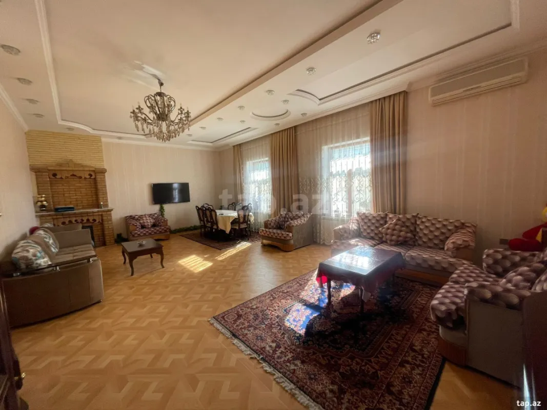 Kirayə verilir 9 otaqlı həyət evi