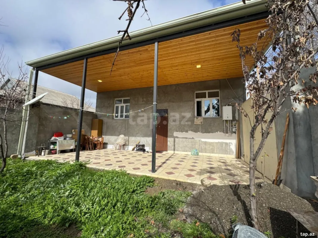 Satılır 3 otaqlı həyət evi