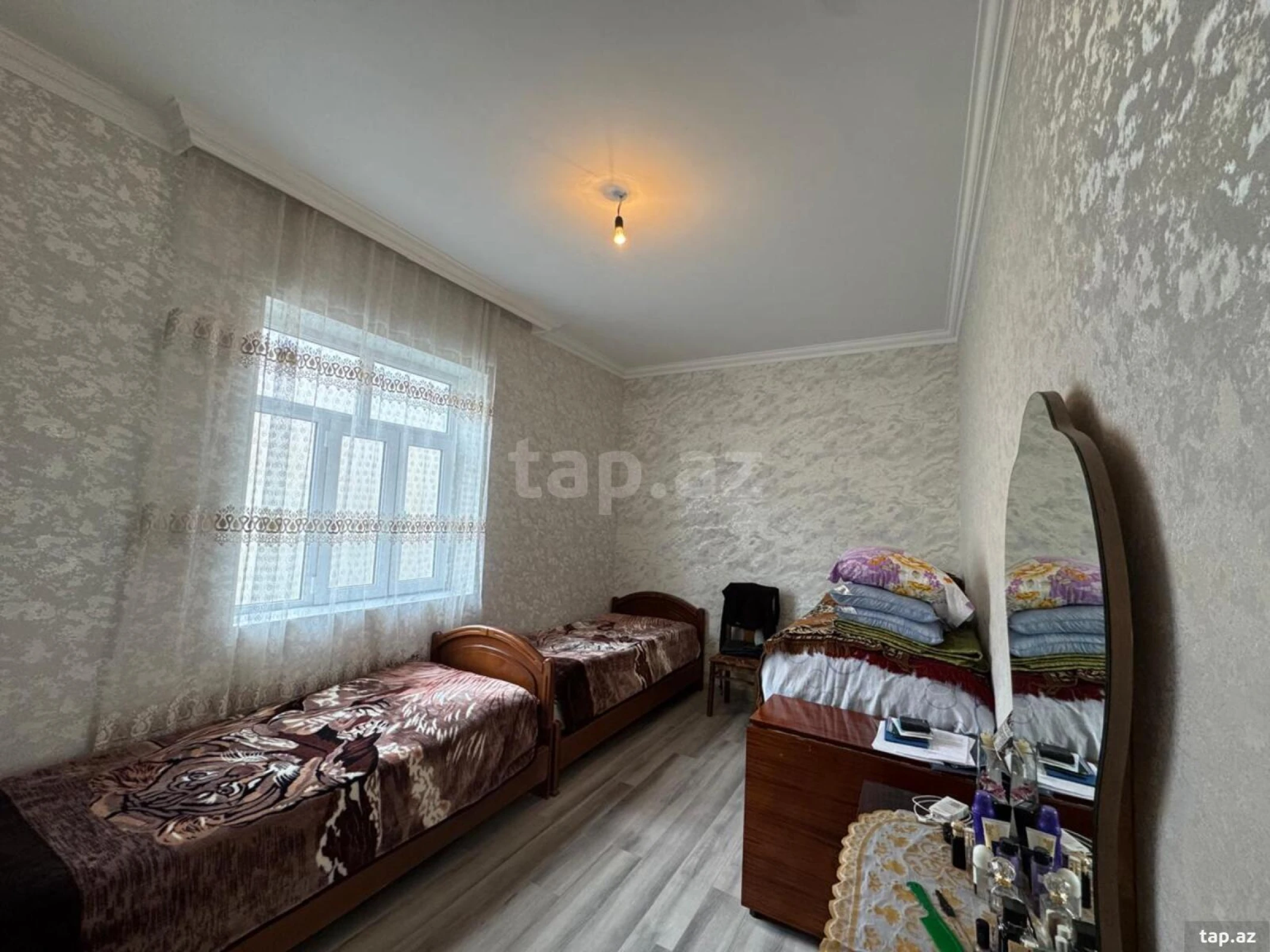 Satılır 3 otaqlı həyət evi