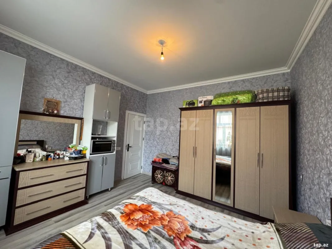 Satılır 3 otaqlı həyət evi