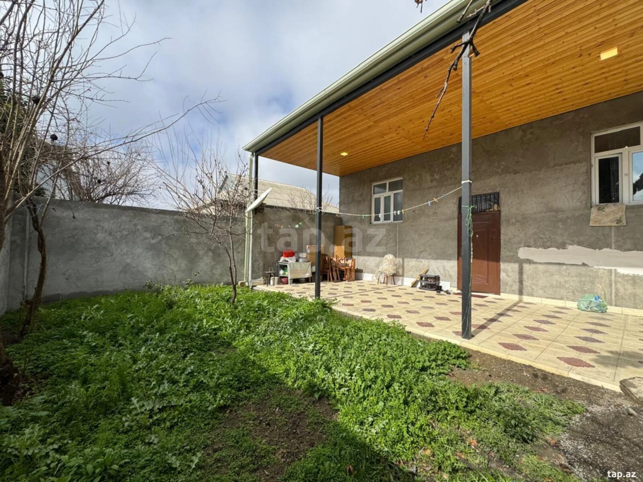 Satılır 3 otaqlı həyət evi