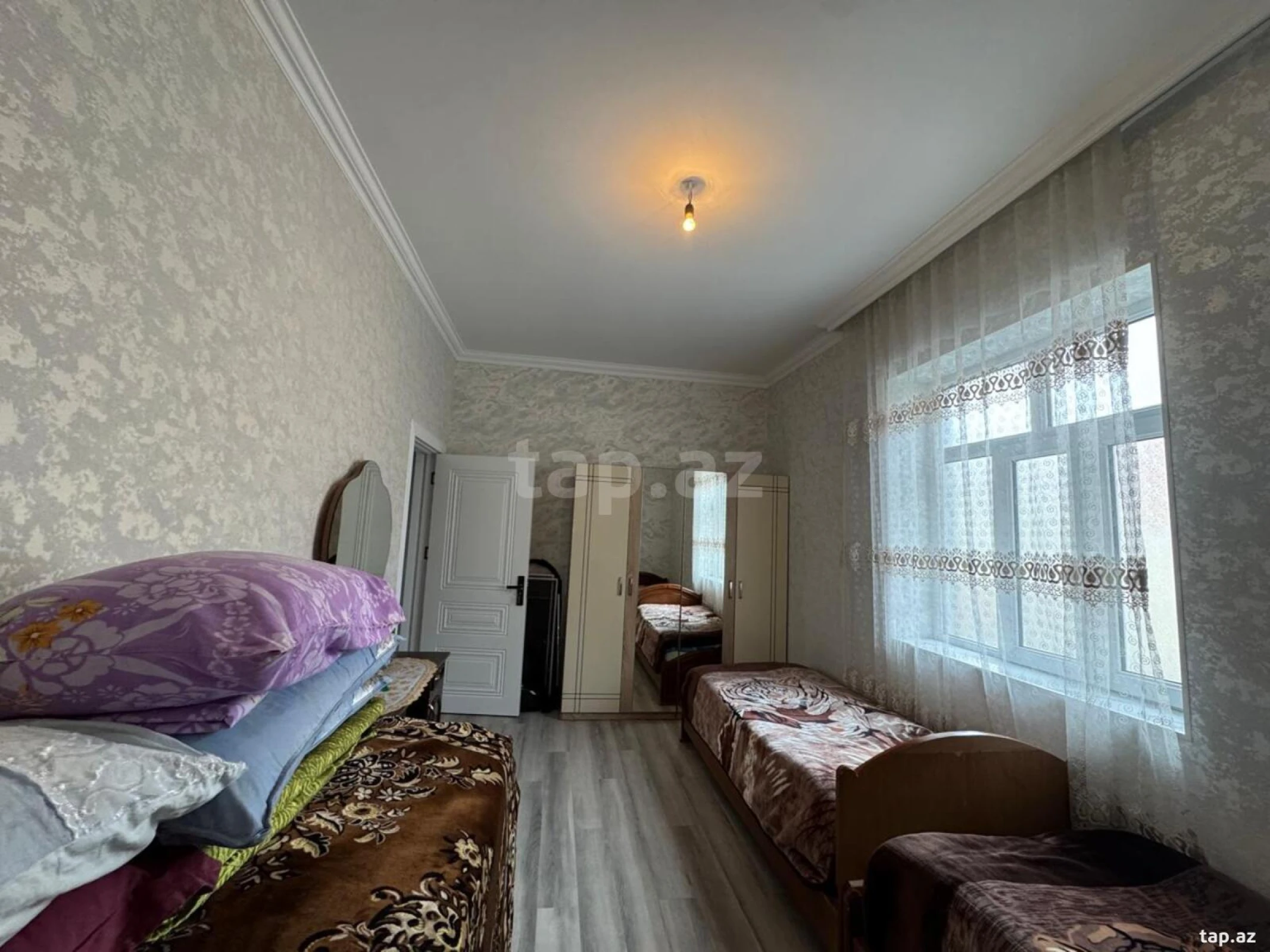 Satılır 3 otaqlı həyət evi