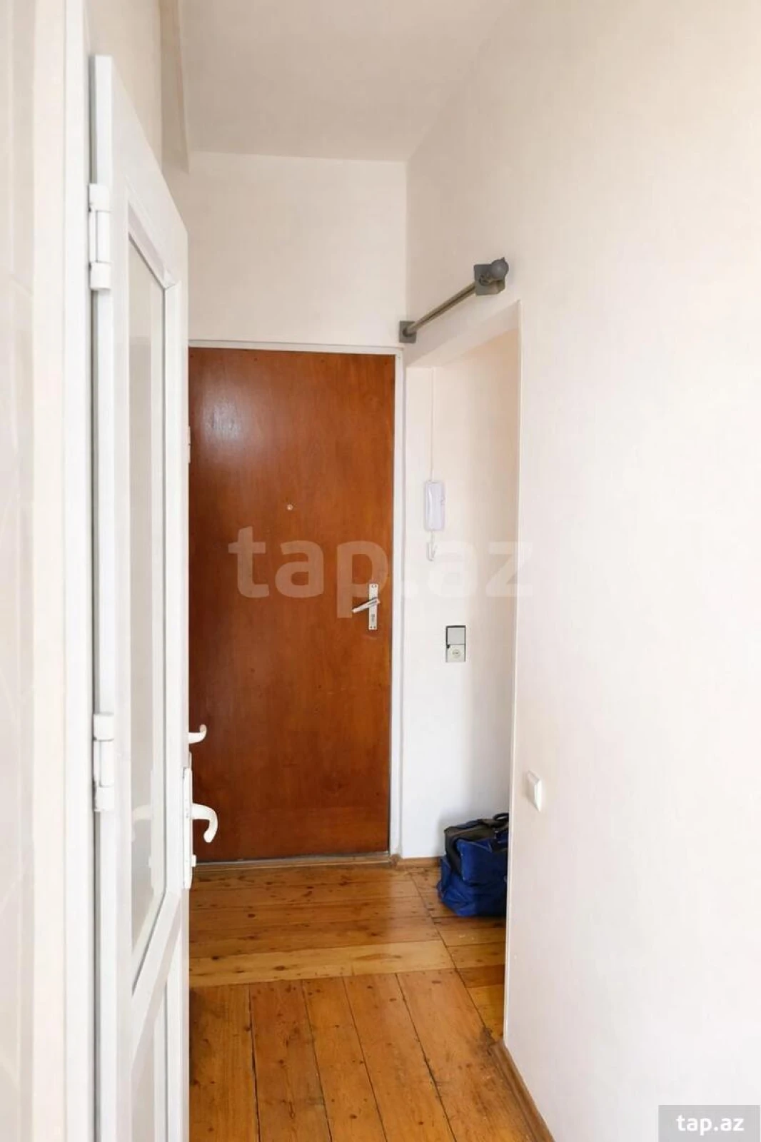 Satılır 2 otaqlı mənzil 70 m²