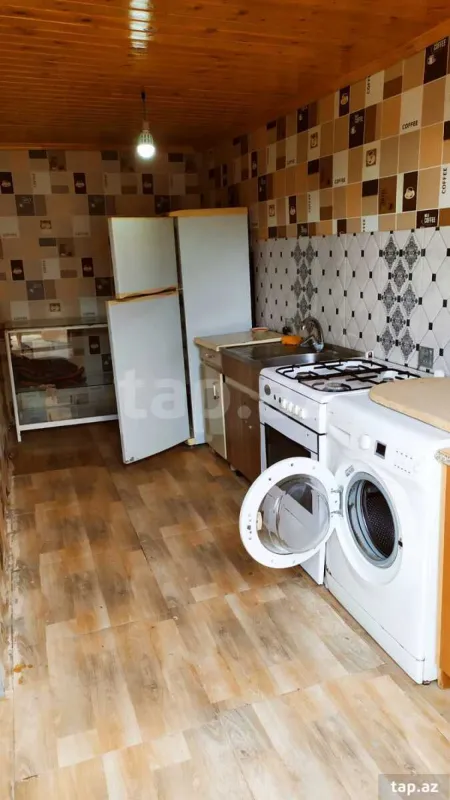 Satılır 3 otaqlı həyət evi