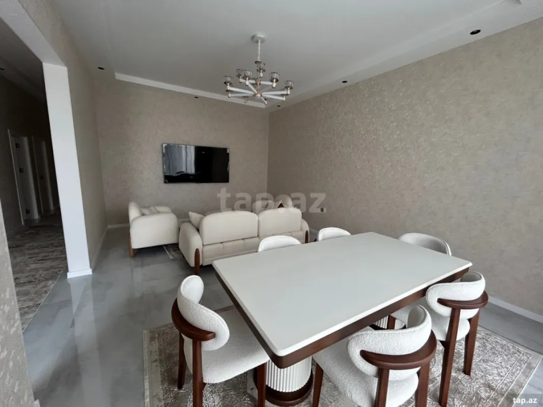 Satılır 4 otaqlı həyət evi