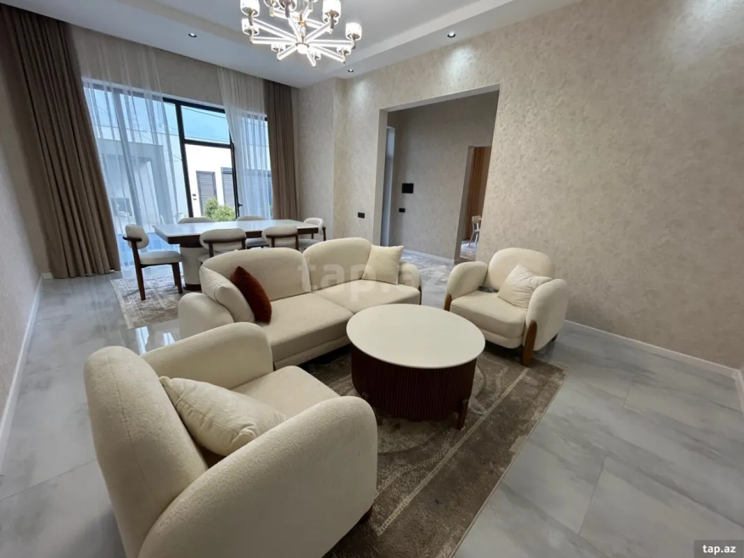 Satılır 4 otaqlı həyət evi