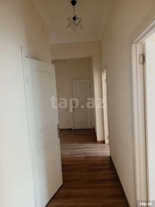 Satılır 2 otaqlı yeni tikili 58 m²