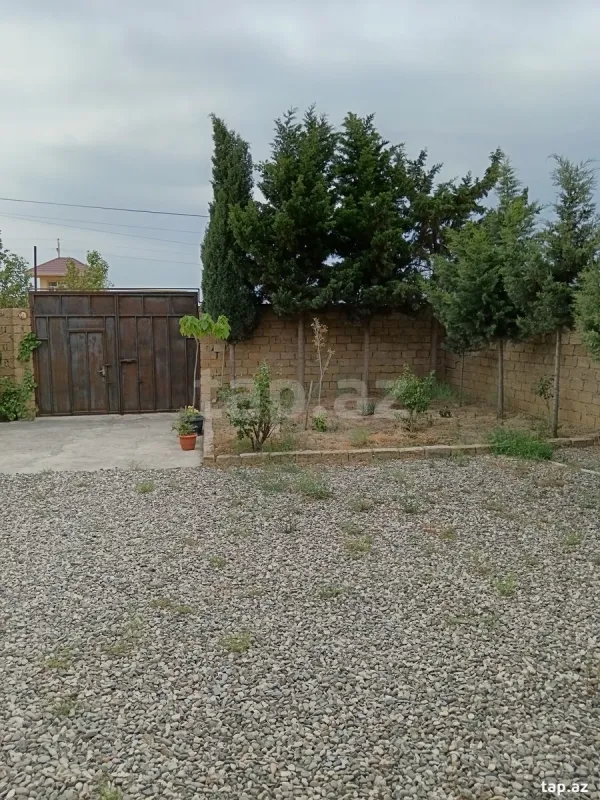 Satılır 5 otaqlı həyət evi