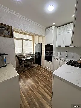 Satılır 3 otaqlı mənzil 85 m²