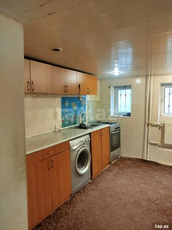 Kirayə verilir 3 otaqlı həyət evi