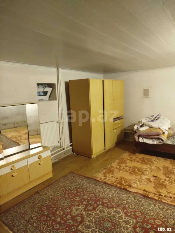 Kirayə verilir 3 otaqlı həyət evi