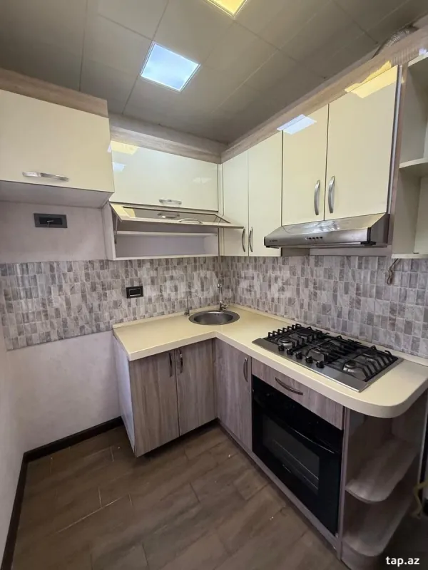 Satılır 2 otaqlı mənzil 50 m²