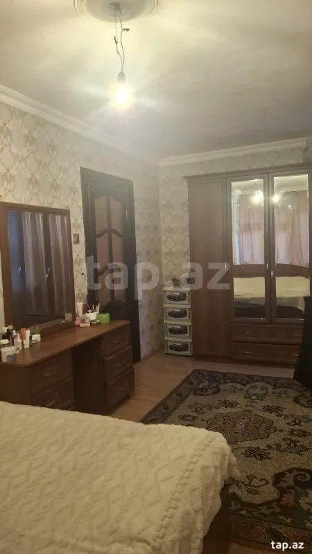 Satılır 2 otaqlı mənzil 55 m²